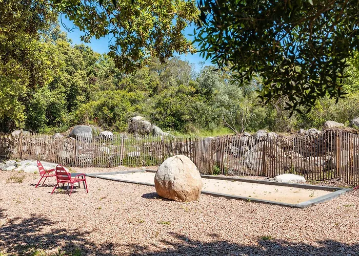 Galice Macchia Di Villa *