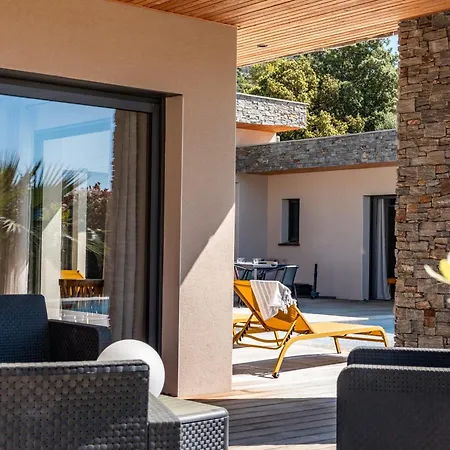 Galice Macchia Di Villa