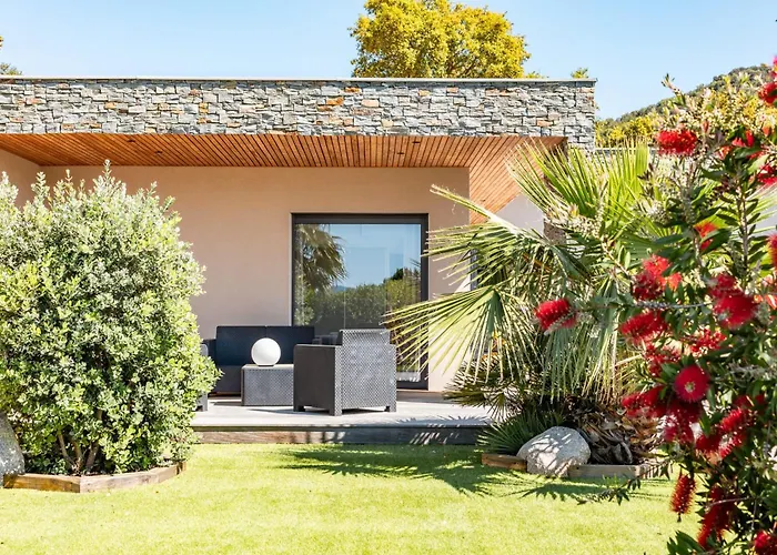 Galice Macchia Di 别墅 *